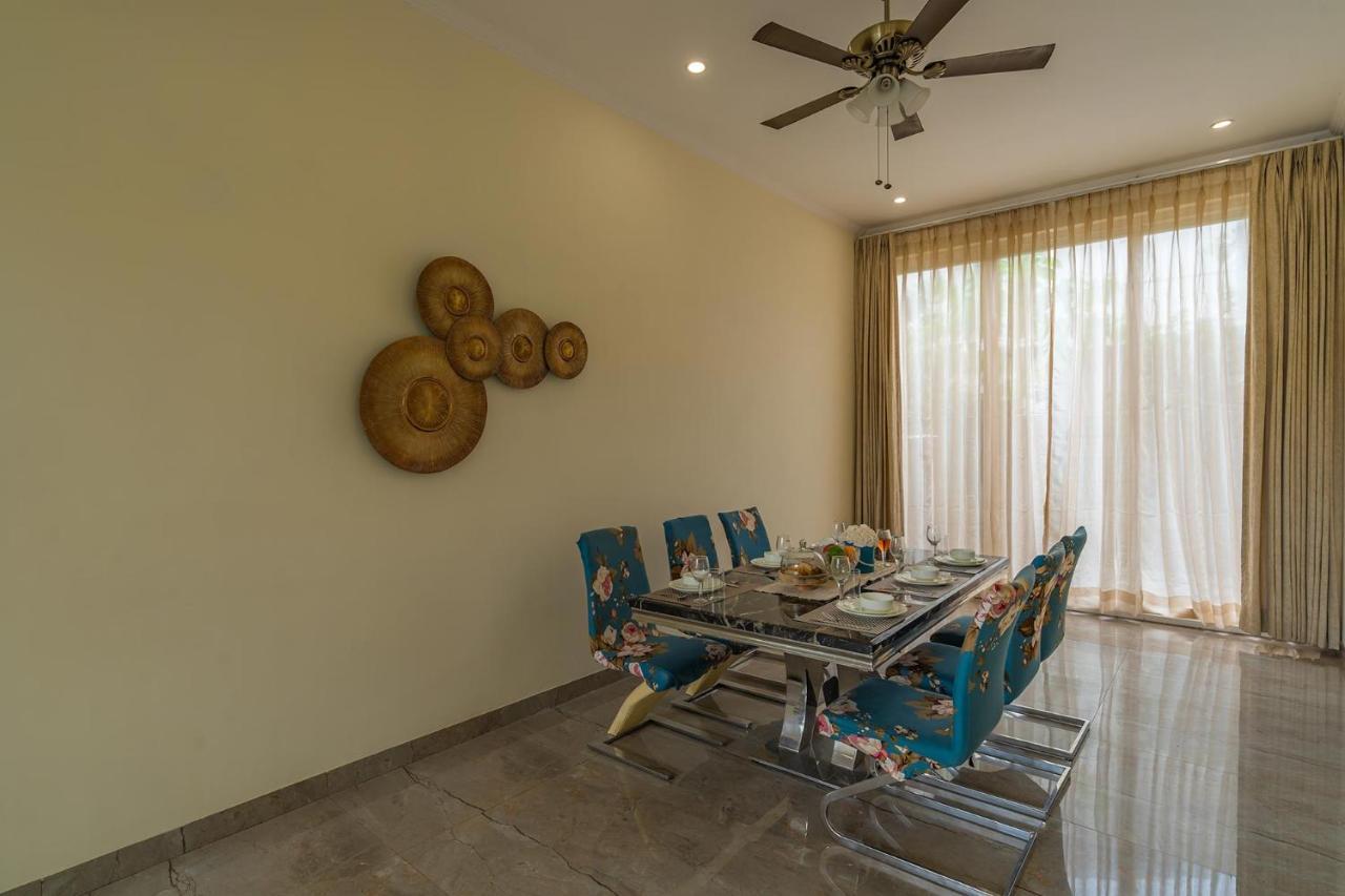 Stayvista At Blanc Belle With Outdoor Pool Sohna Exterior foto